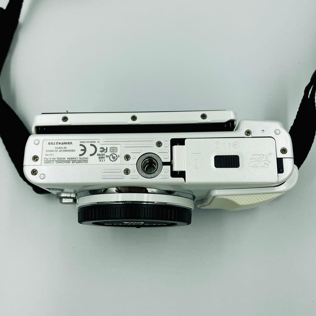 ヤマピー　OLYMPUS E-PL6 ダブルレンズ ミラーレス