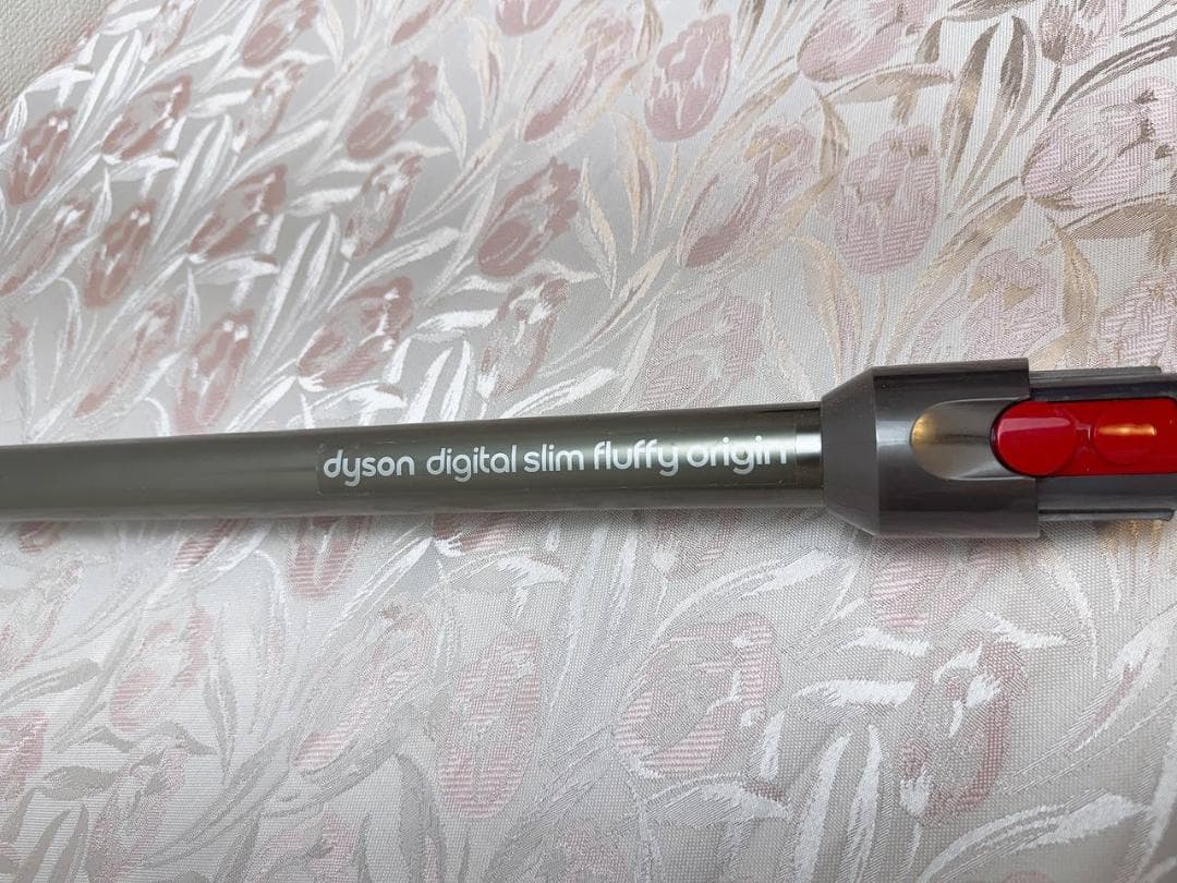 【分解洗浄済】305-ダイソン dyson SV18 掃除機 作動品