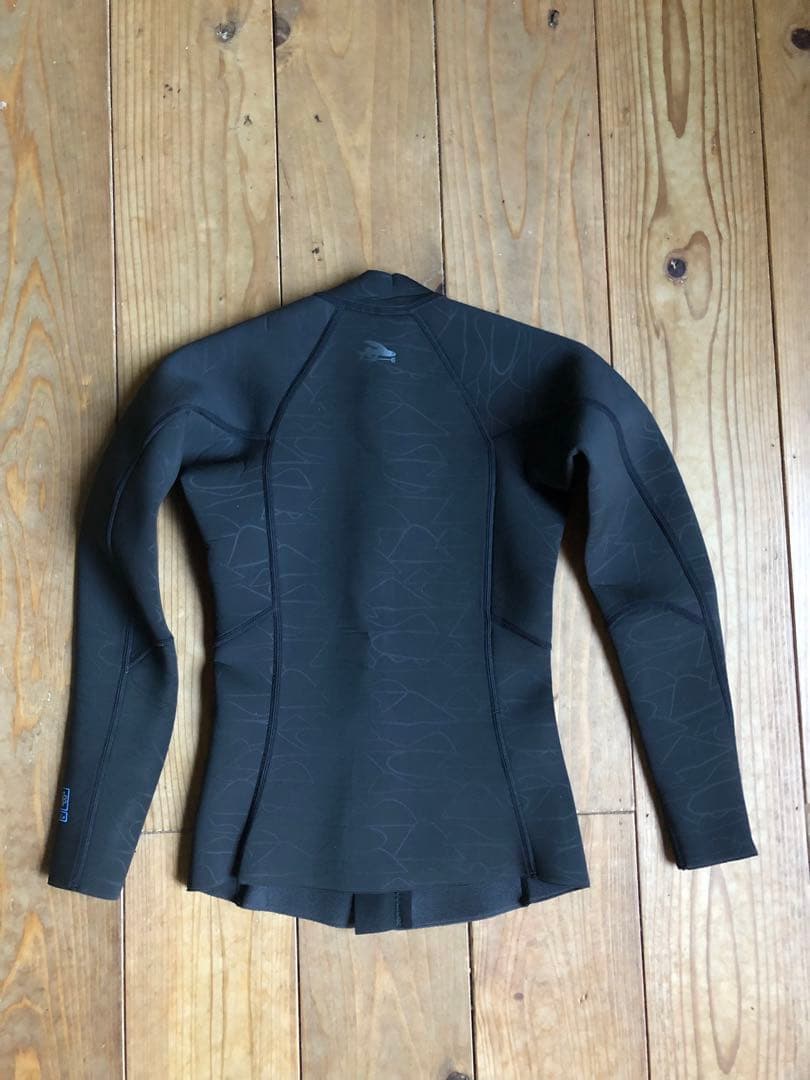 doratone patagonia レディース　タッパー サイズ4