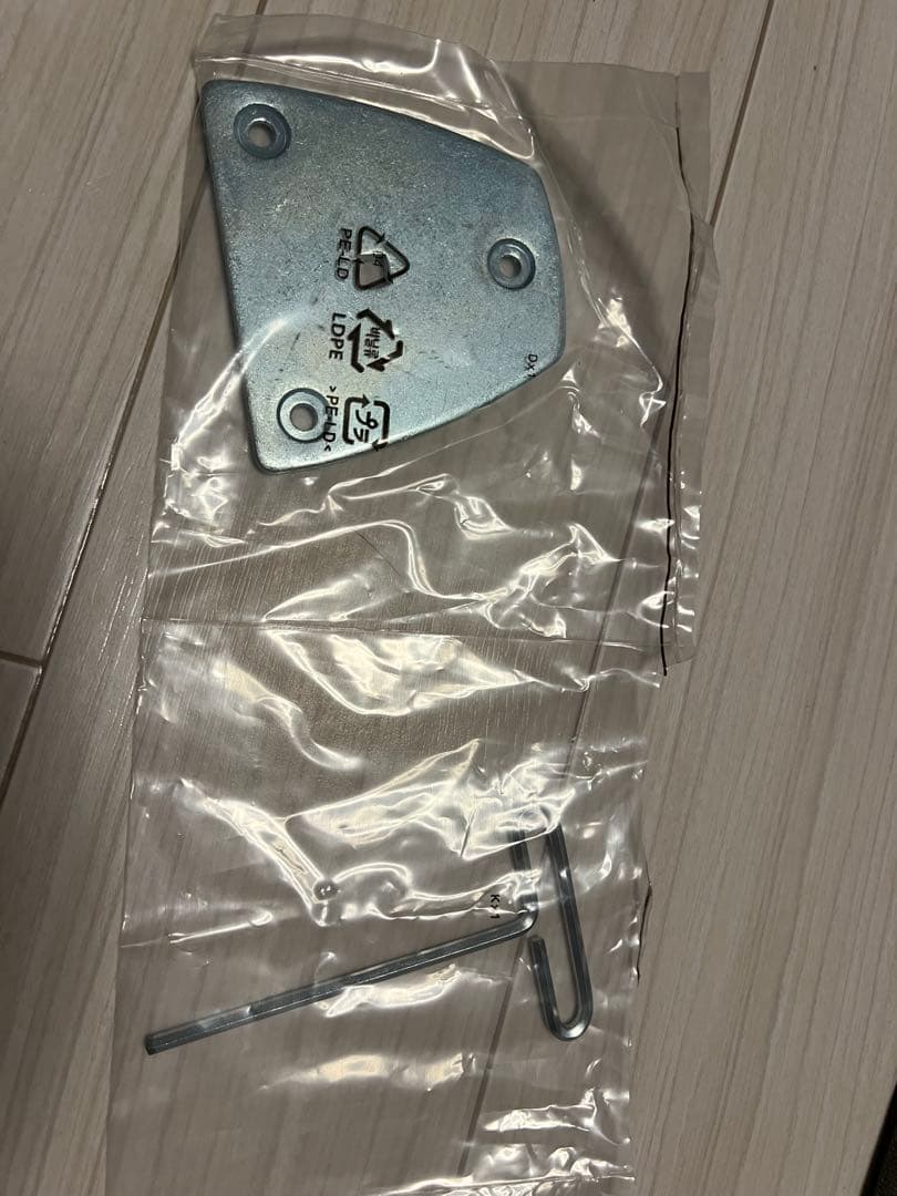 Amazonベーシック モニターアーム デュアル-ディスプレイタイプ