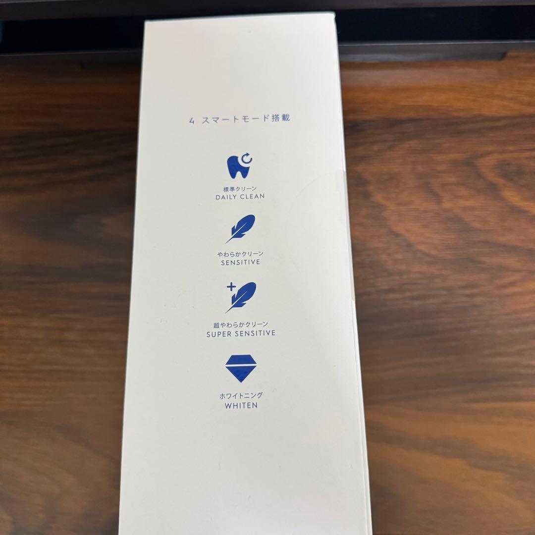 ブラウン 電動歯ブラシ オーラルB iO4 s4トラベルケース付き ホワイト