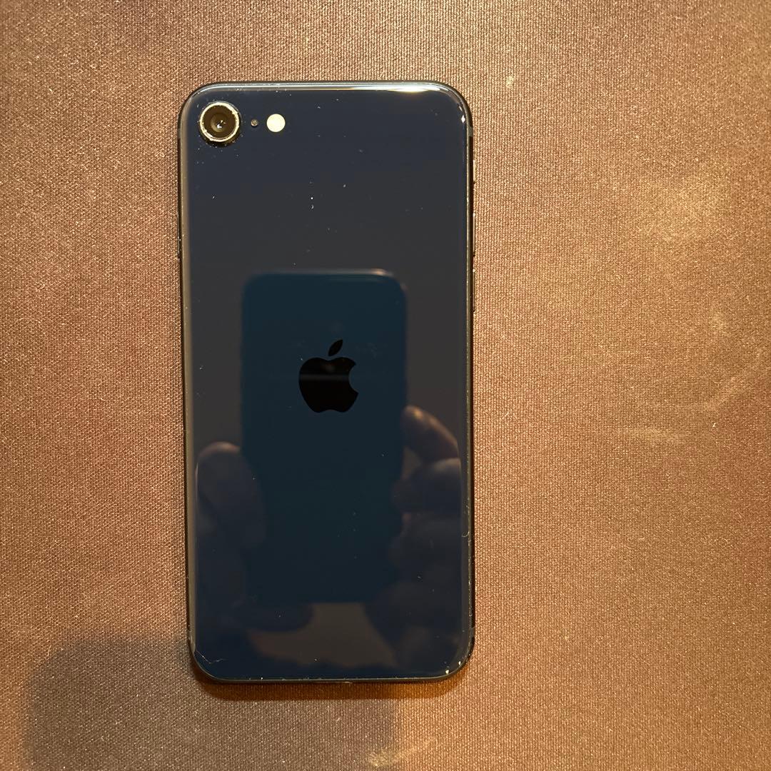 Apple iPhone SE（第3世代） 64GB ミッドナイト