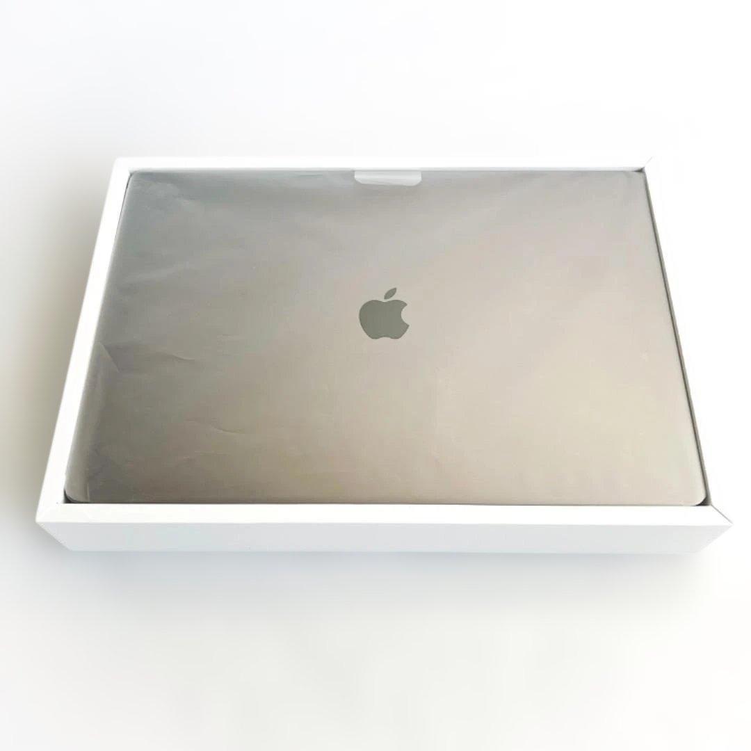 MacBook Pro 16インチ本体