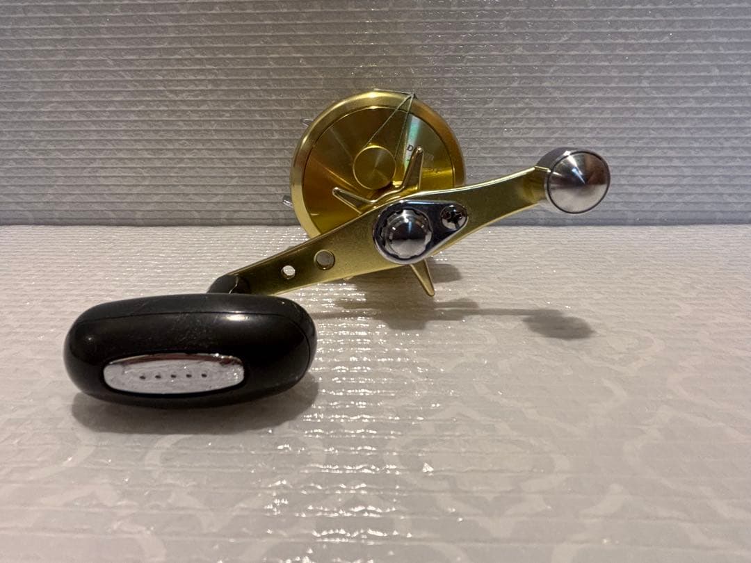 リール Daiwa 250SF