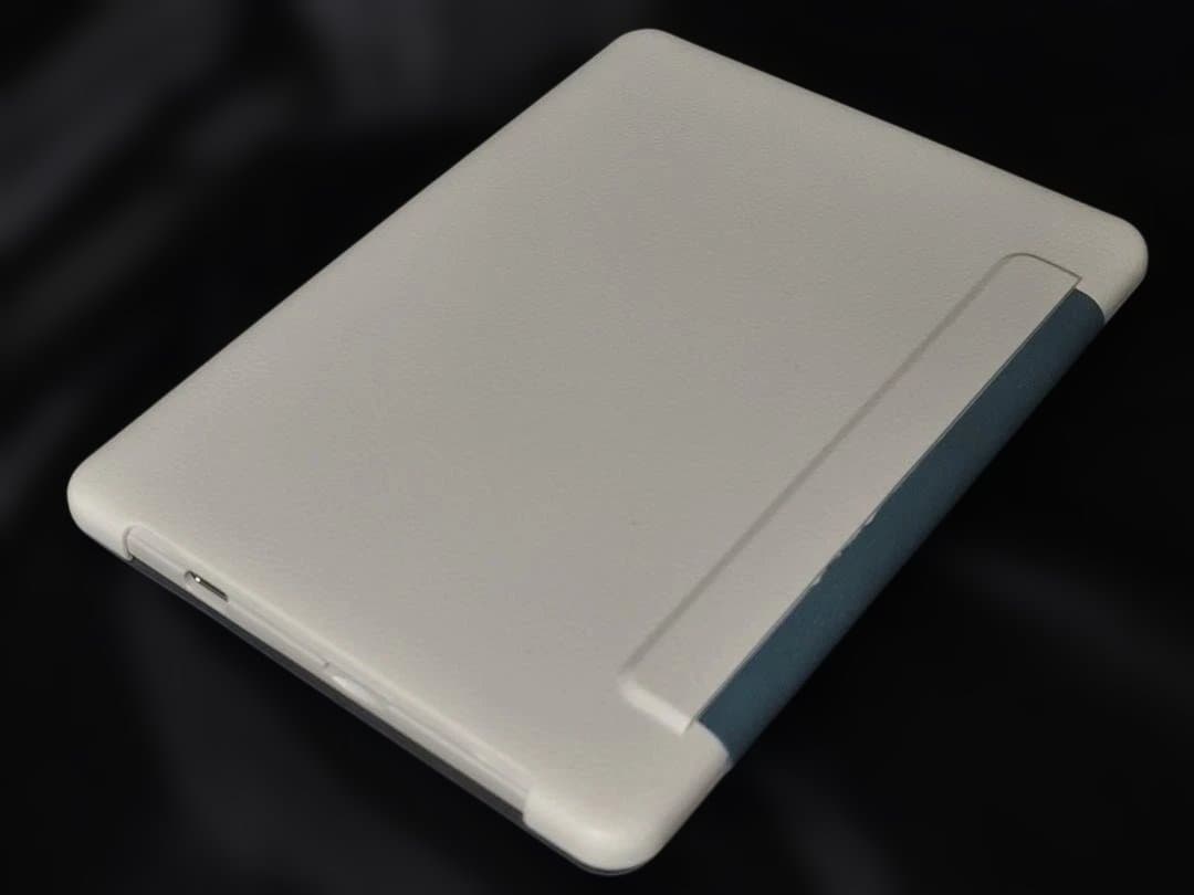 MEEBOOK M6C｜電子書籍リーダー