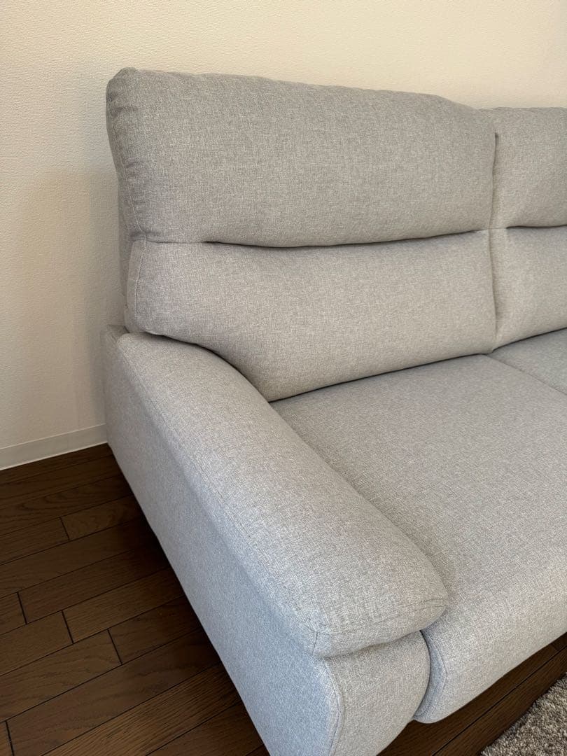 青梅の　ニトリ　３人用　布張りタイプ　ソファ　MK02