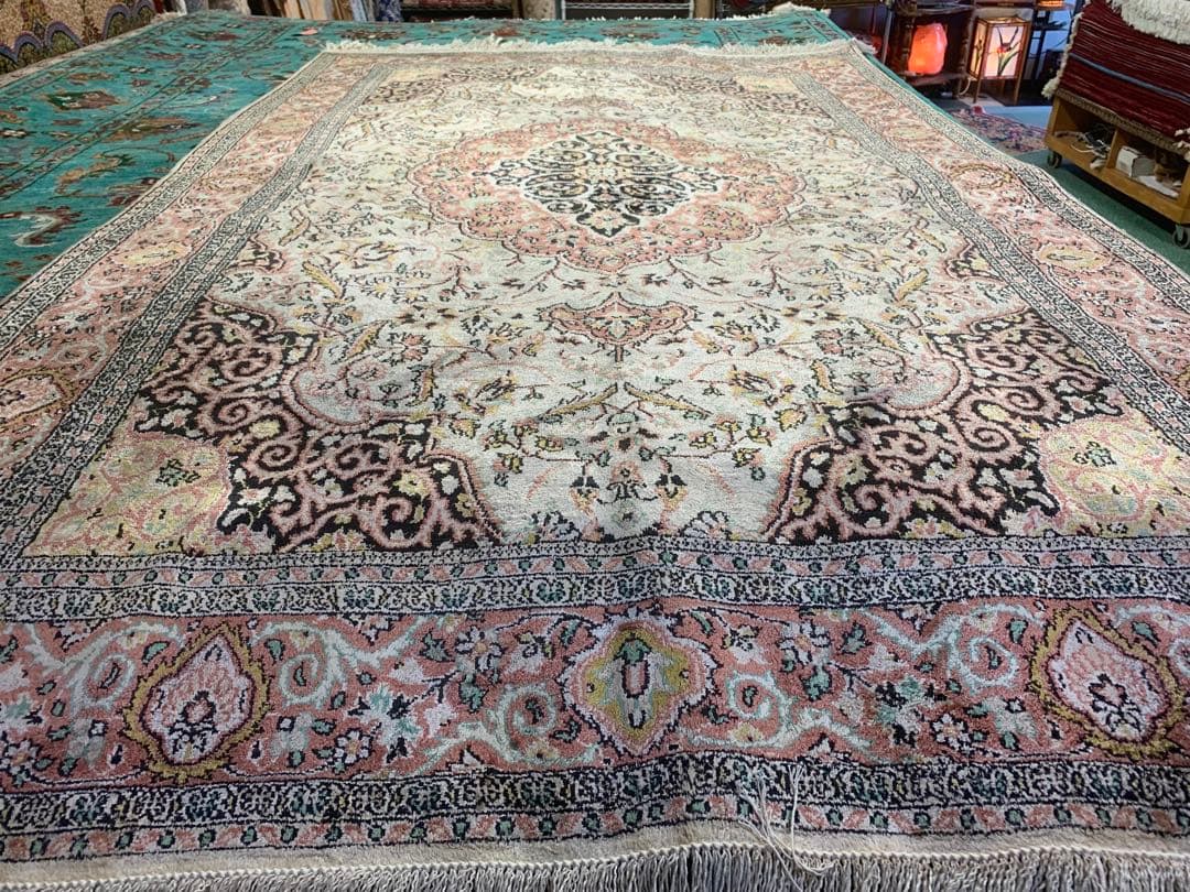 ペルシャ風シルクラグ size 122x200cm.