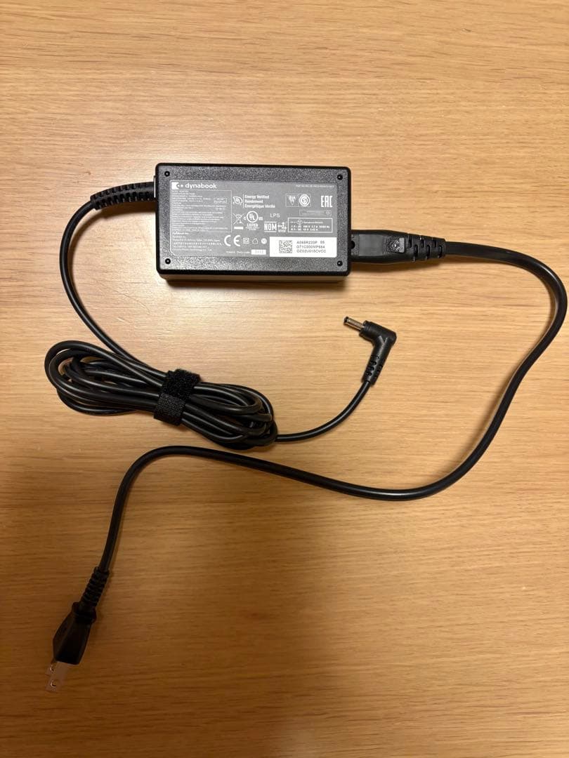 【ほぼ未使用】Dynabook p1m7vnel (Core i7)
