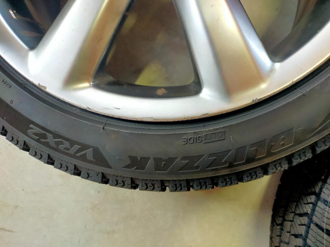 225/45R18 スタッドレスタイヤ&ホイールセット BLIZZAK VRX2