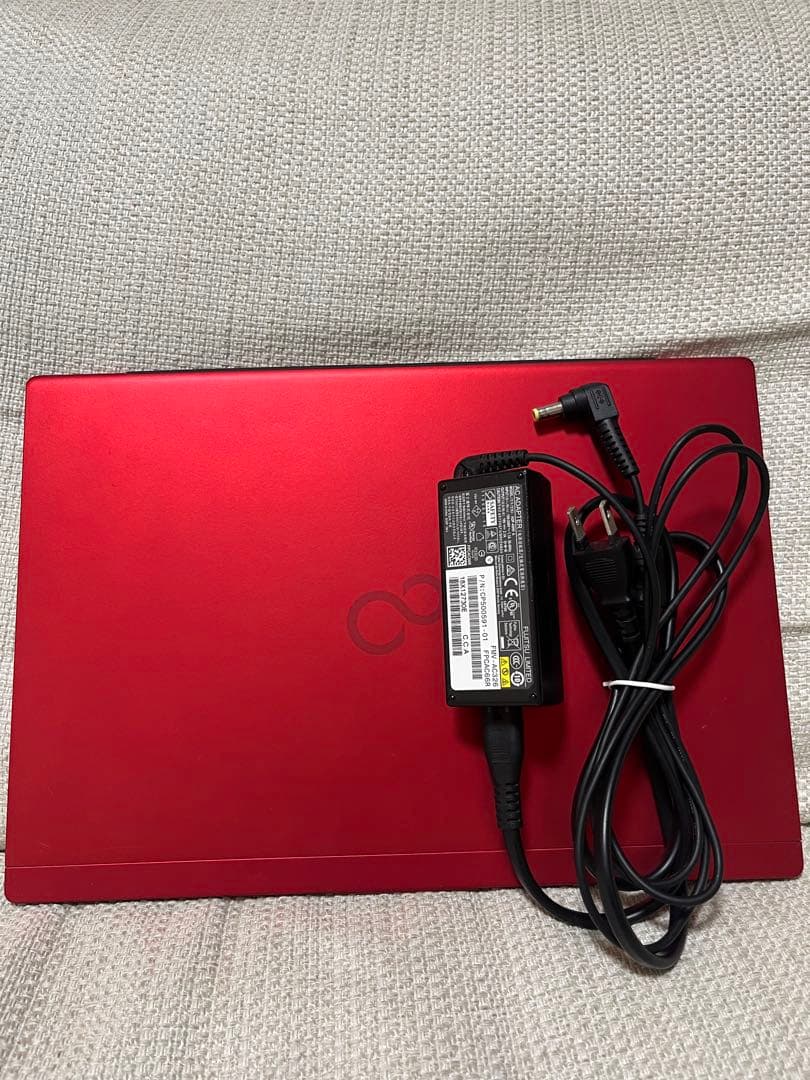 富士通 13.3インチ Windows 11 正式対応 (ACアダプター付き)