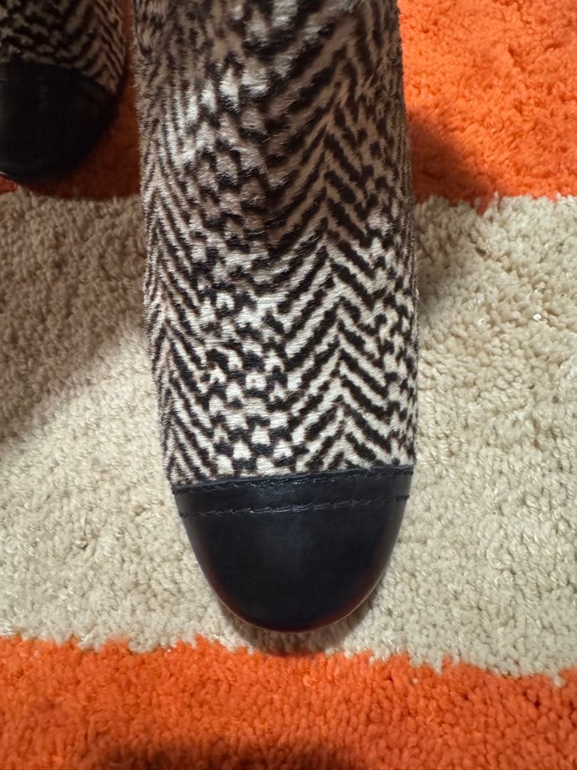 合馬公式アカウント1 　　CHANEL ロングブーツ