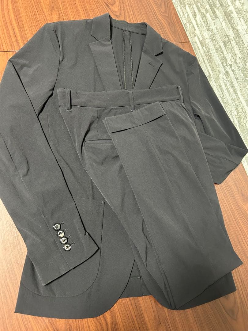 ウノピュウ1piu1uguale3 スーツ セットアップ テーラード ビジネス