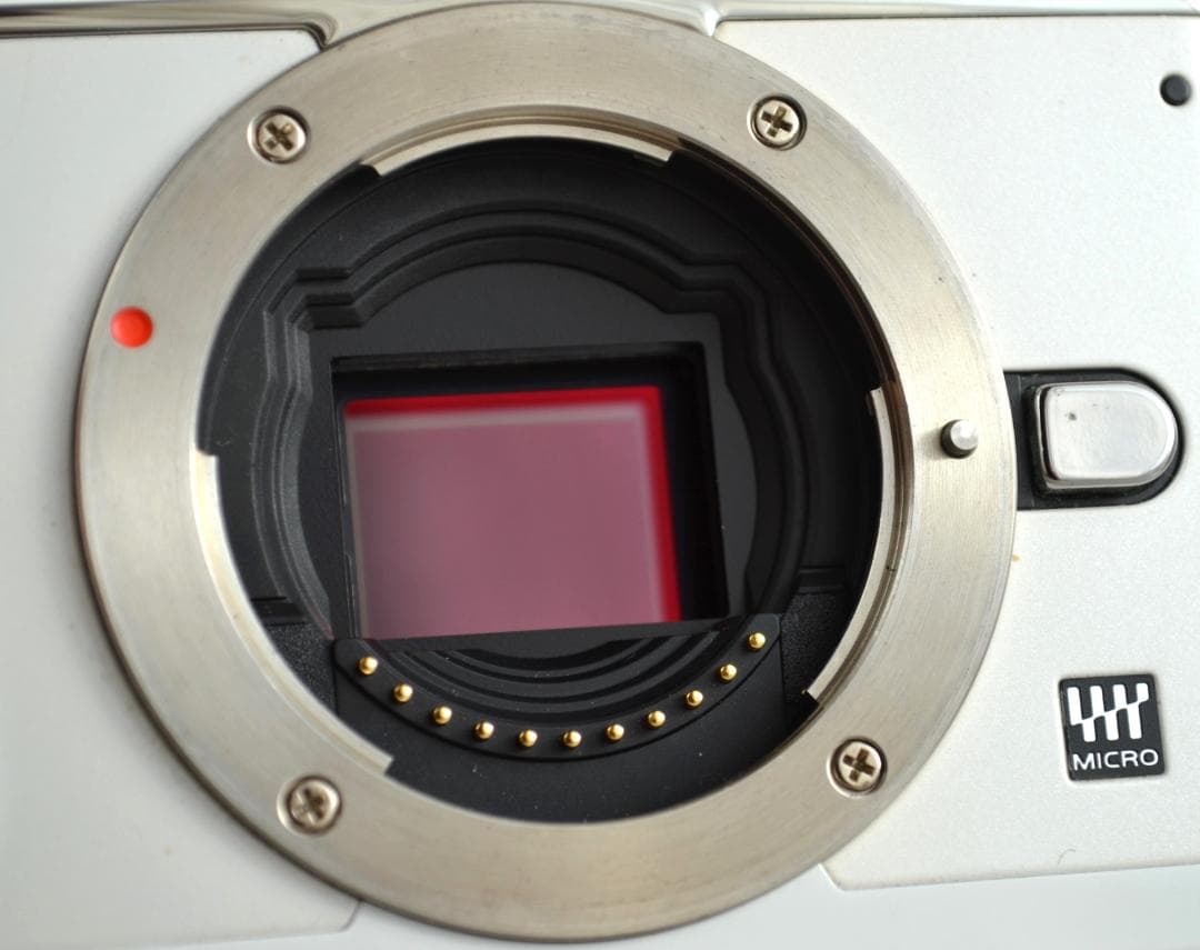 スマホ転送 OLYMPUS オリンパス PEN E-P1 レンズ付キットホワイト