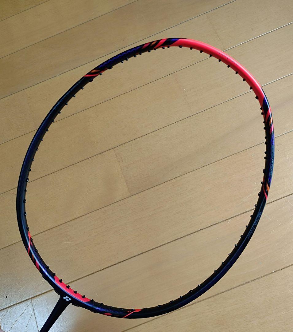 ヨネックス　バドミントンラケット　ボルトリックグランツ　4UG6
