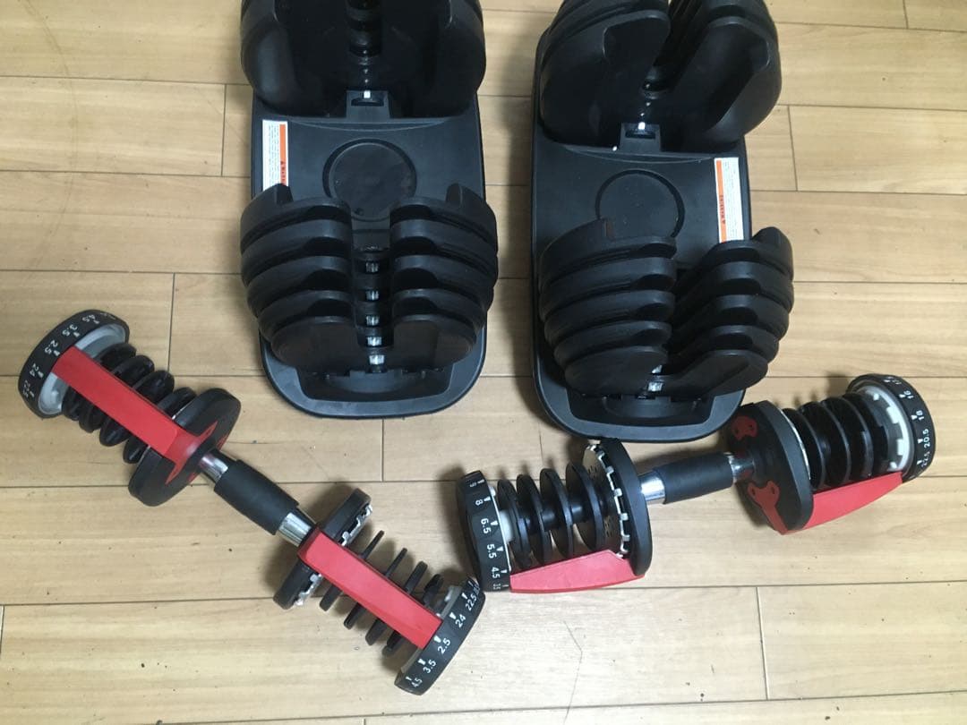 ① 可変式ダンベル 24Kg x 1個