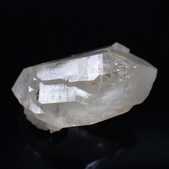 【パキスタン産】デンドリティックグインデルクォーツ