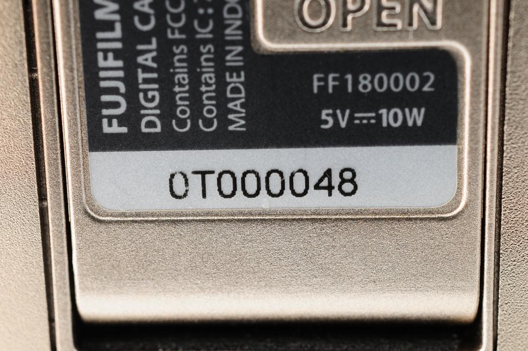 【美品 元箱付き】 富士フイルム Fujifilm XF10 ゴールド