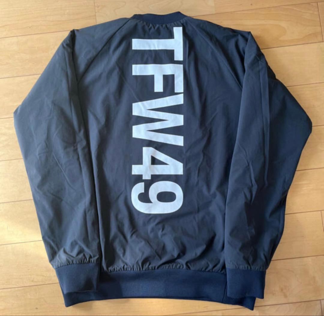 X*Z様 美品✨TFW49 リバーシブルプルオーバー