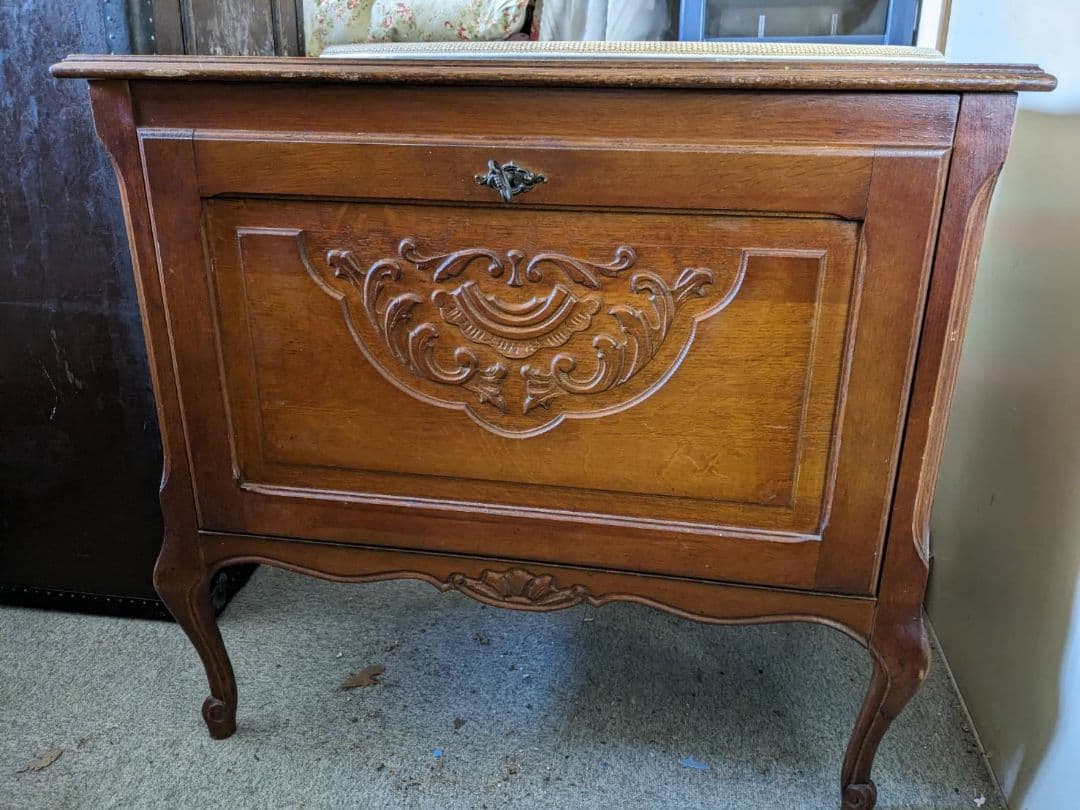 洗面台 クラシック ウォッシュキャビネット