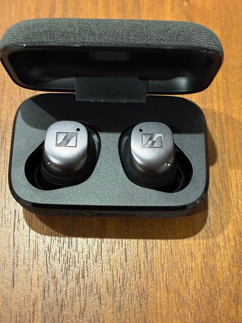 美品　Sennheiser Momentum True Wireless 4