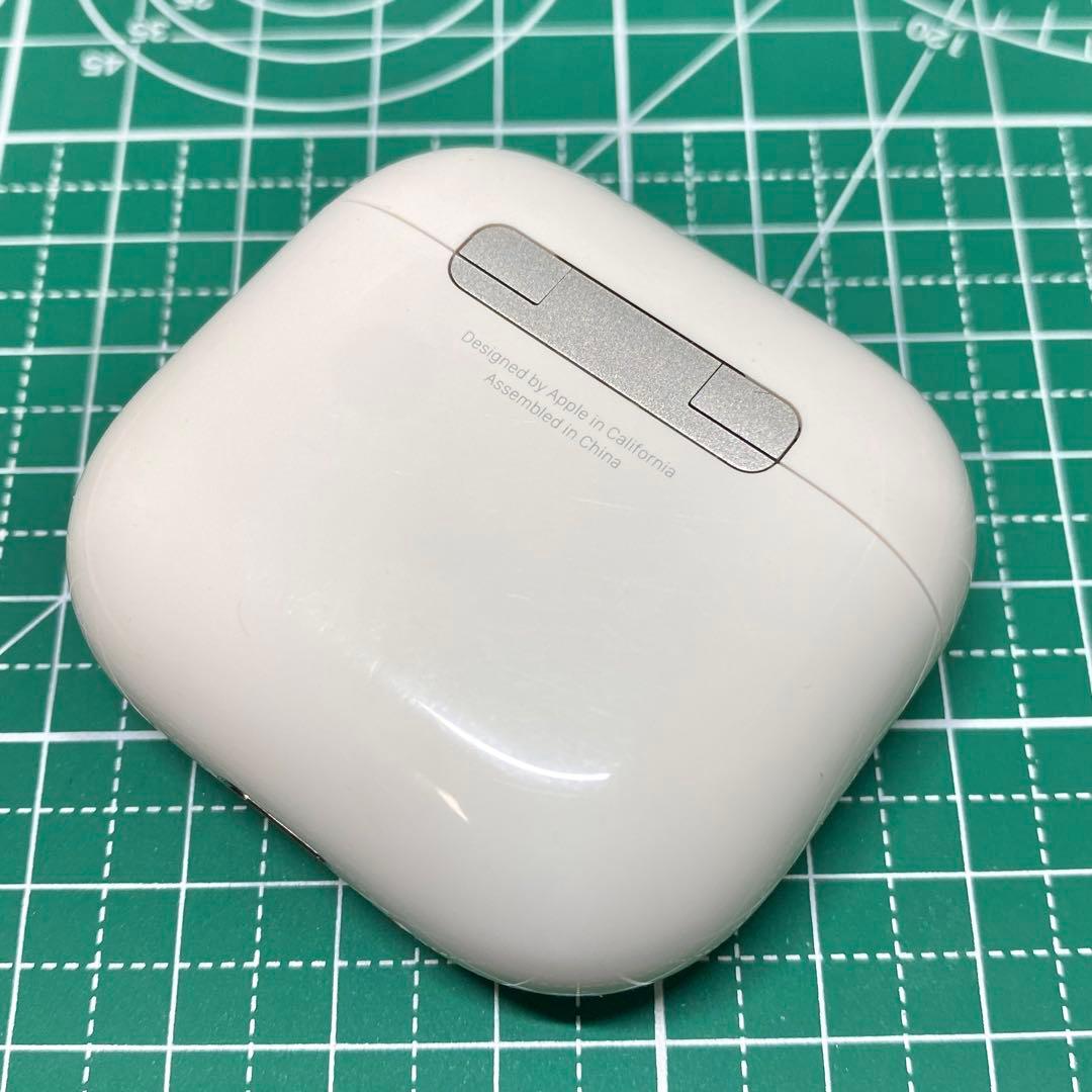 Apple AirPods4 第4世代 エアポッズ第四世代充電ケース(ANC)