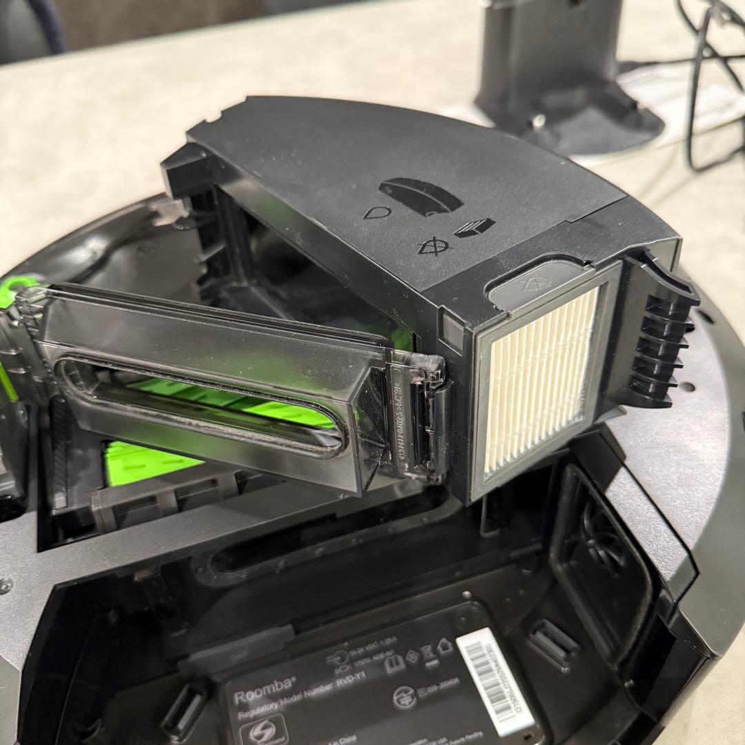 iRobot Roomba 自動掃除機 ブラック 充電器付き