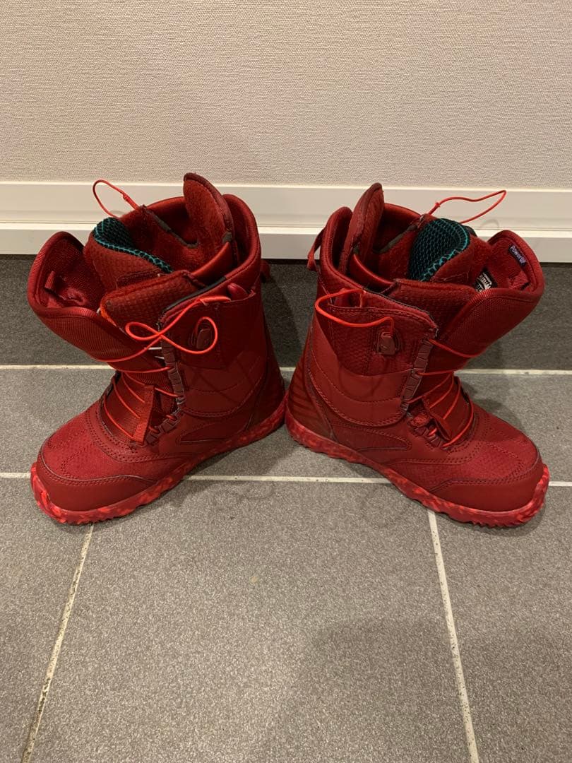 Burton バートン女性用ボードブーツ RITUAL レッド 23.5