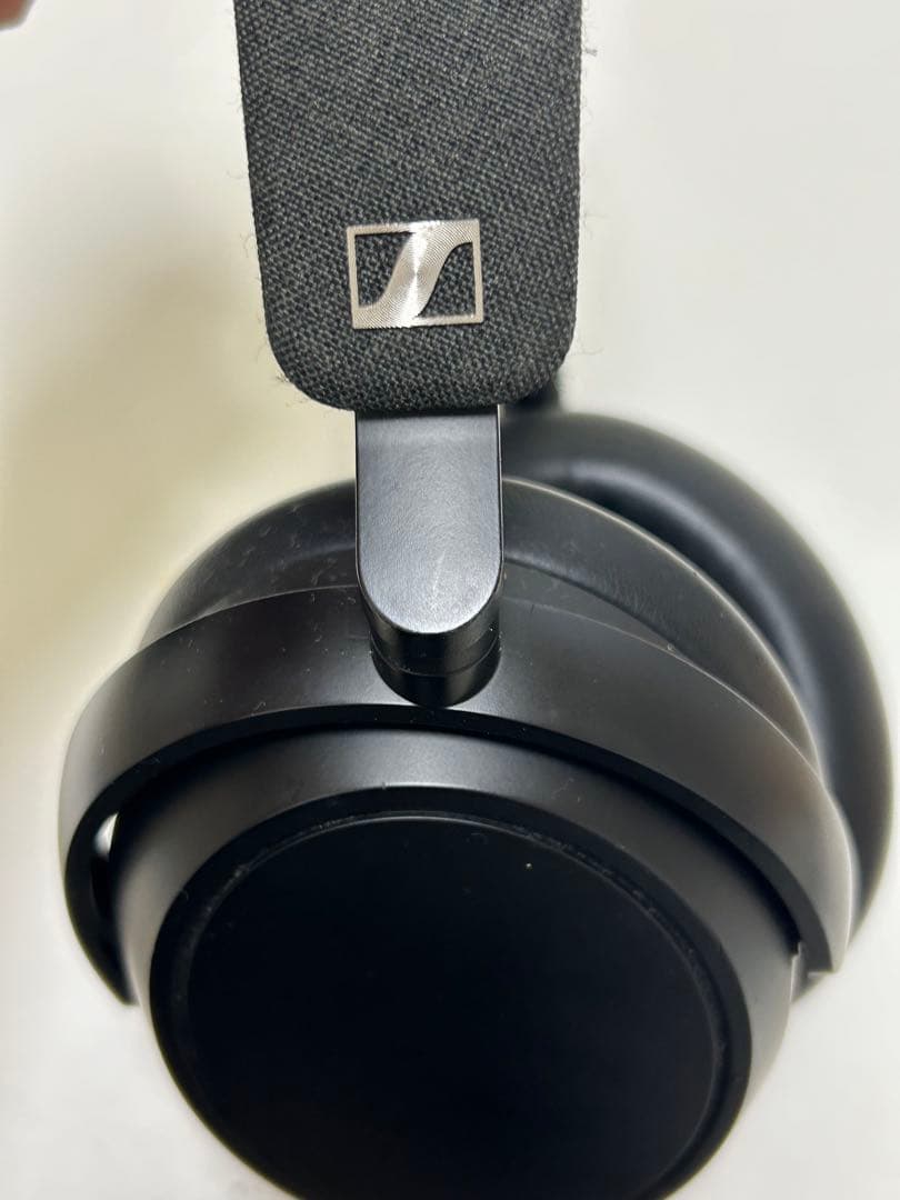 Sennheiser momentum 4ワイヤレスヘッドホン