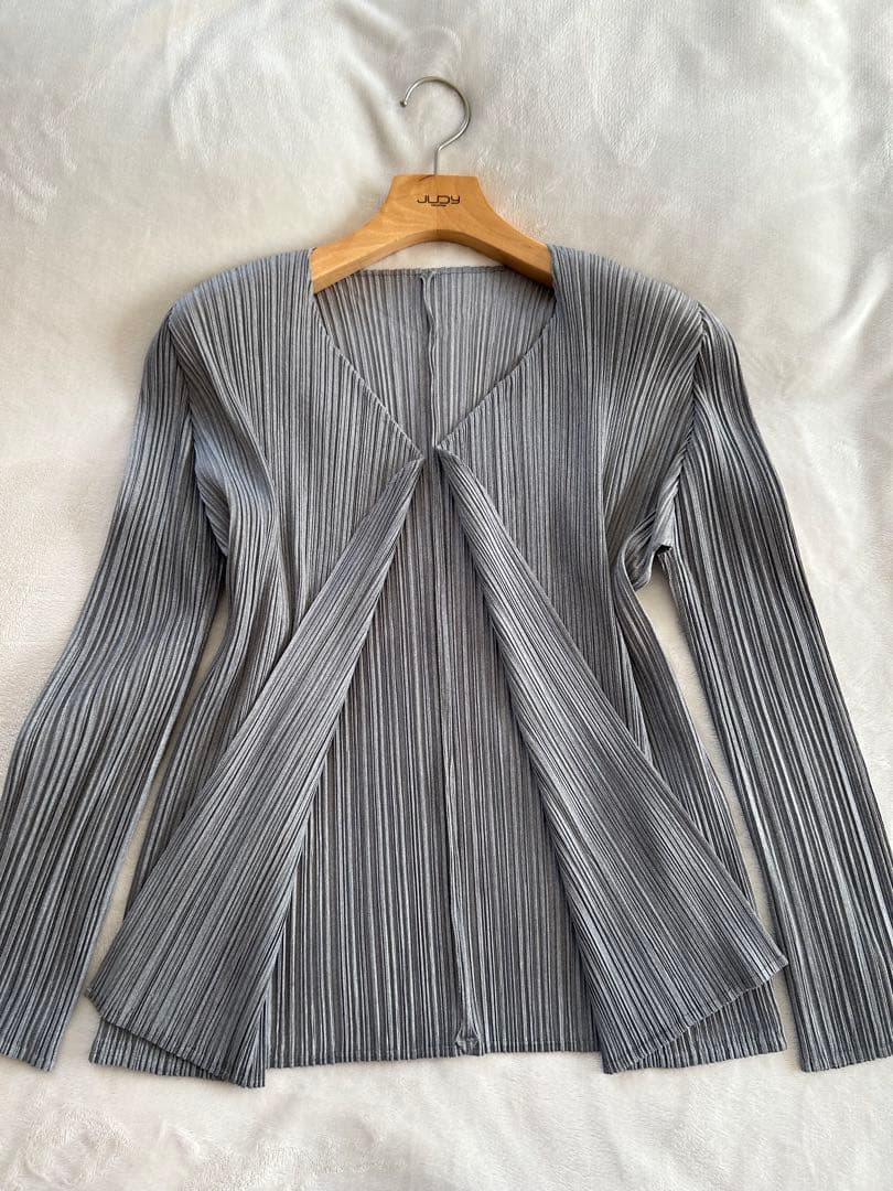 美品✨プリーツプリーズ デザインカーディガン 羽織り グレー 3 ／Ｌ