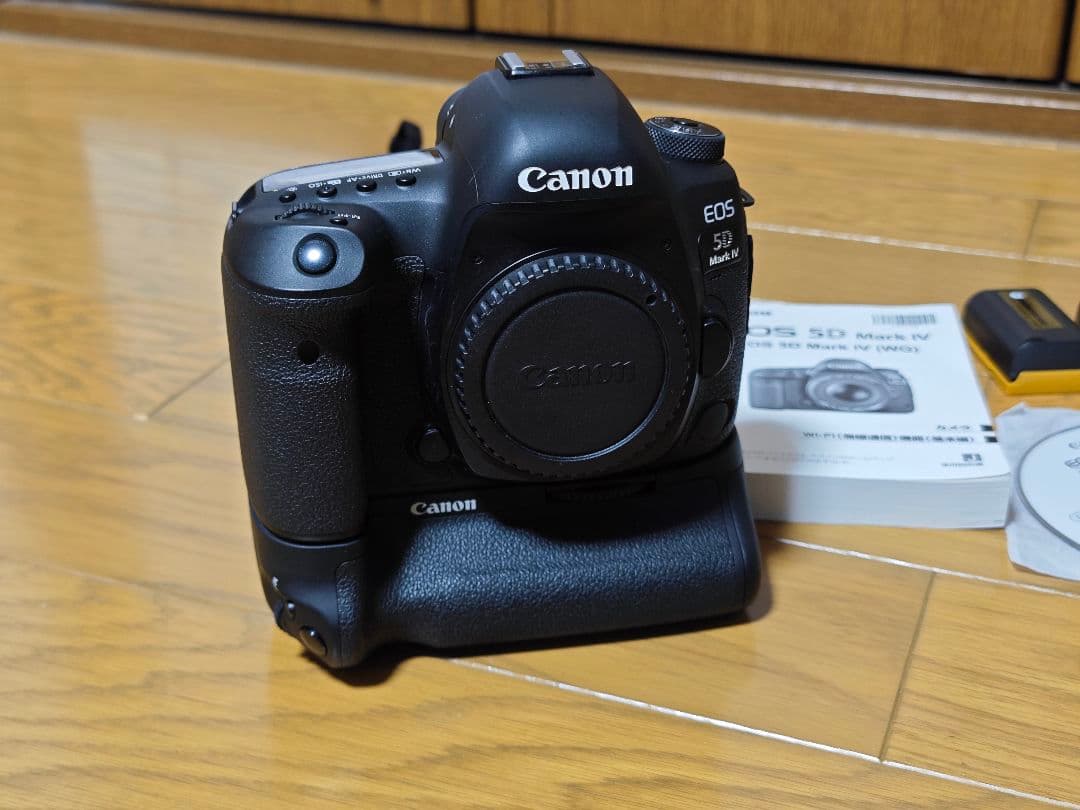 Canon EOS 5D Mark IV . BG-E20 . バッテリー各種
