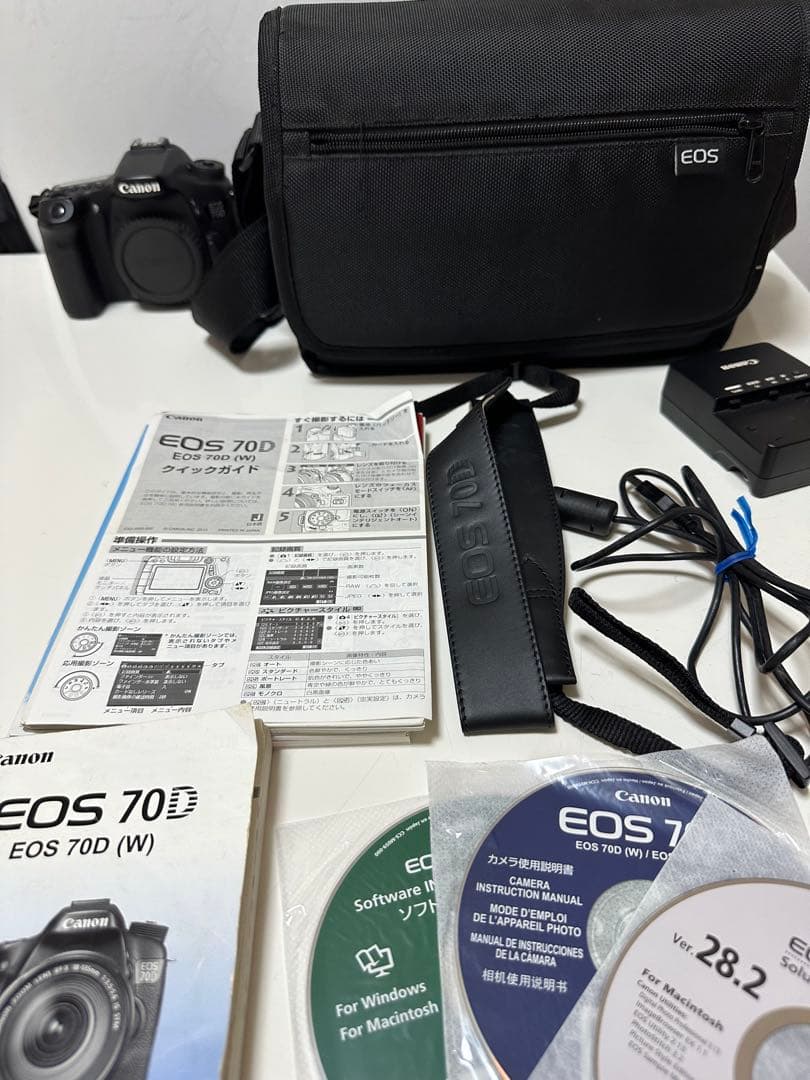 Canon EOS 70D 一眼レフカメラ　初心者向け　欠損あり　おまけ付き