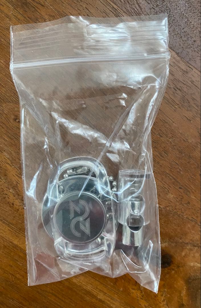 新品未使用　ナイキ エアジョーダン6 レトロ ロー ゴルフ \"ギフトギビング\"