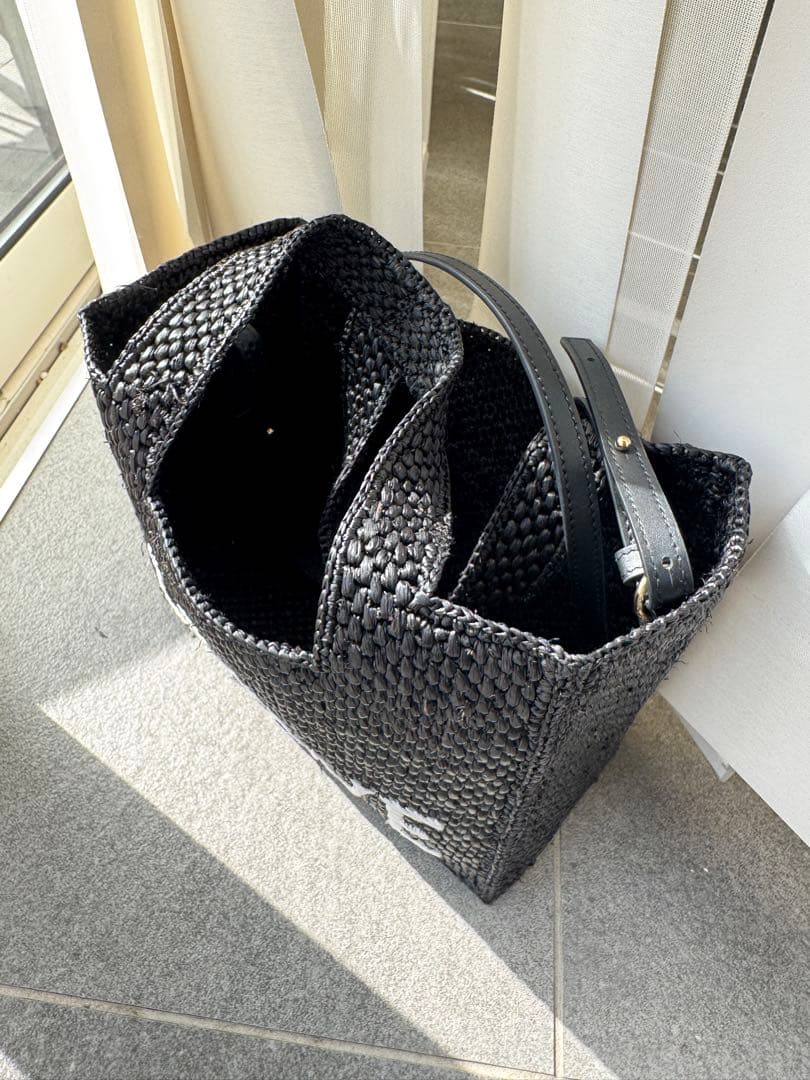 LOEWE かごバッグ　フォント　トート　カゴ　ショルダー　黒