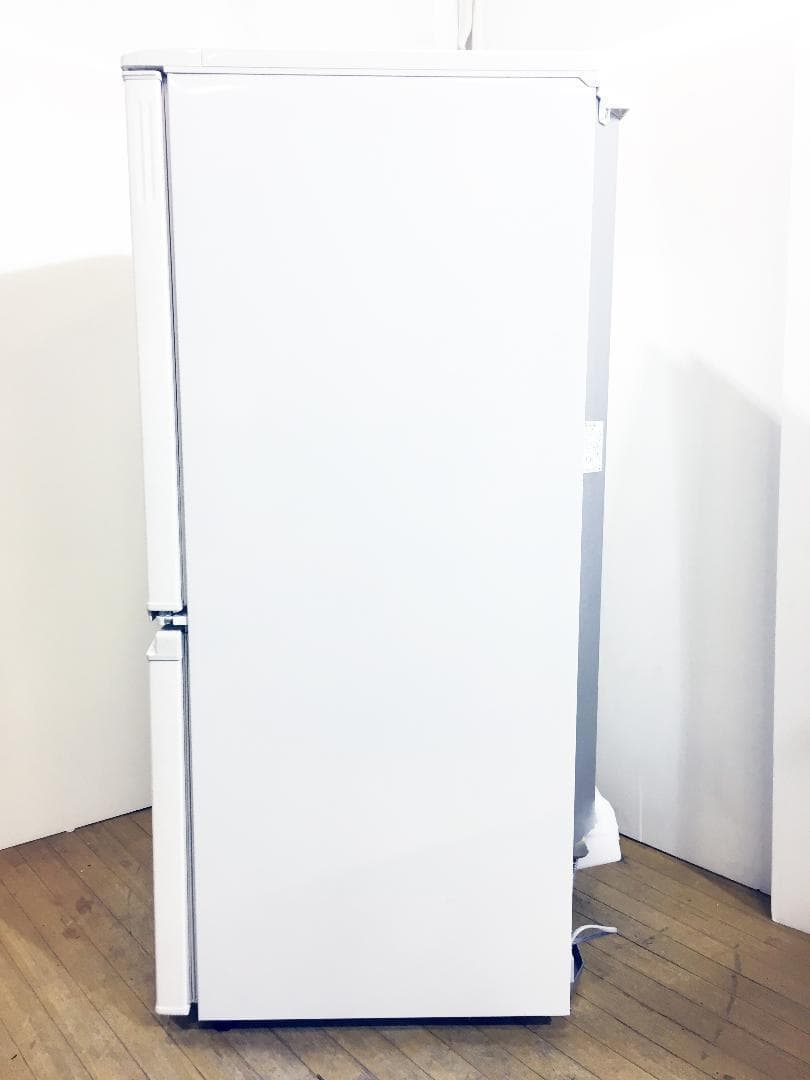 送料無料★SHARP 137L 2ドア冷蔵庫【SJ-D14C-W】