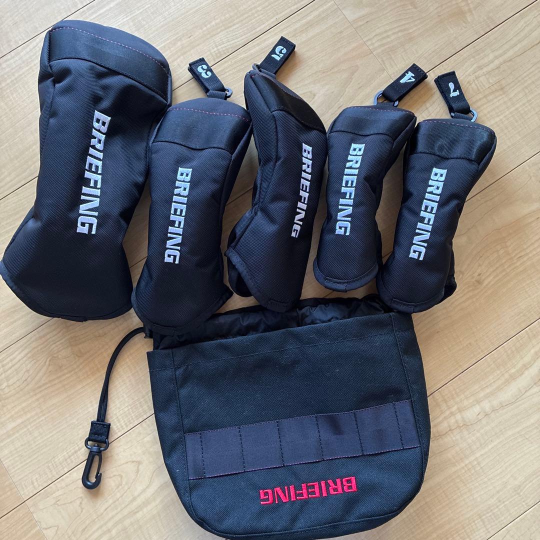 BRIEFING ブラック キャディバッグCR-3 ヘッド、アイアンカバー