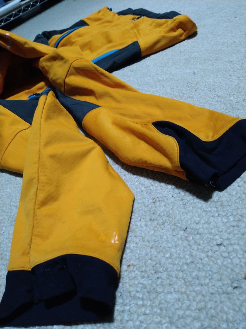 PeakPerformance ソフトシェル　ツアー　ROND? Mサイズ　上下