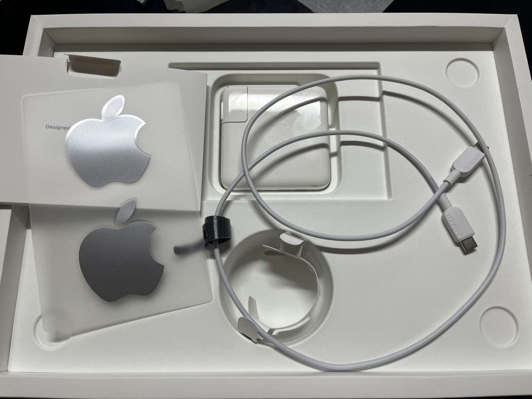 MacBook本体 MacBook Pro 13-inch 2020 1TB 32GB