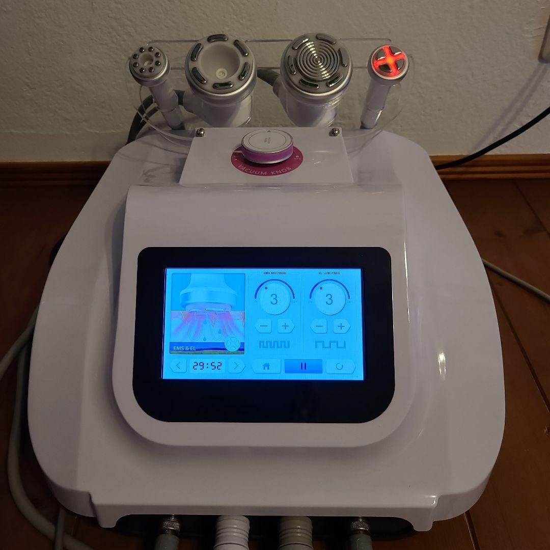 LIPO CUTTER キャビテーション&美顔器