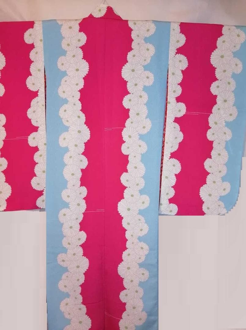 七五三7歳用.四つ身.着物ピンク水色地 古典菊柄 長襦袢付 女の子7-5