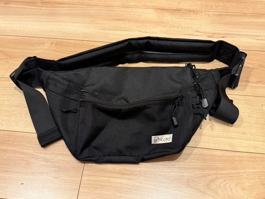 【新品未使用】DDiccho Hug育バッグ　ヒップシート　ブラック