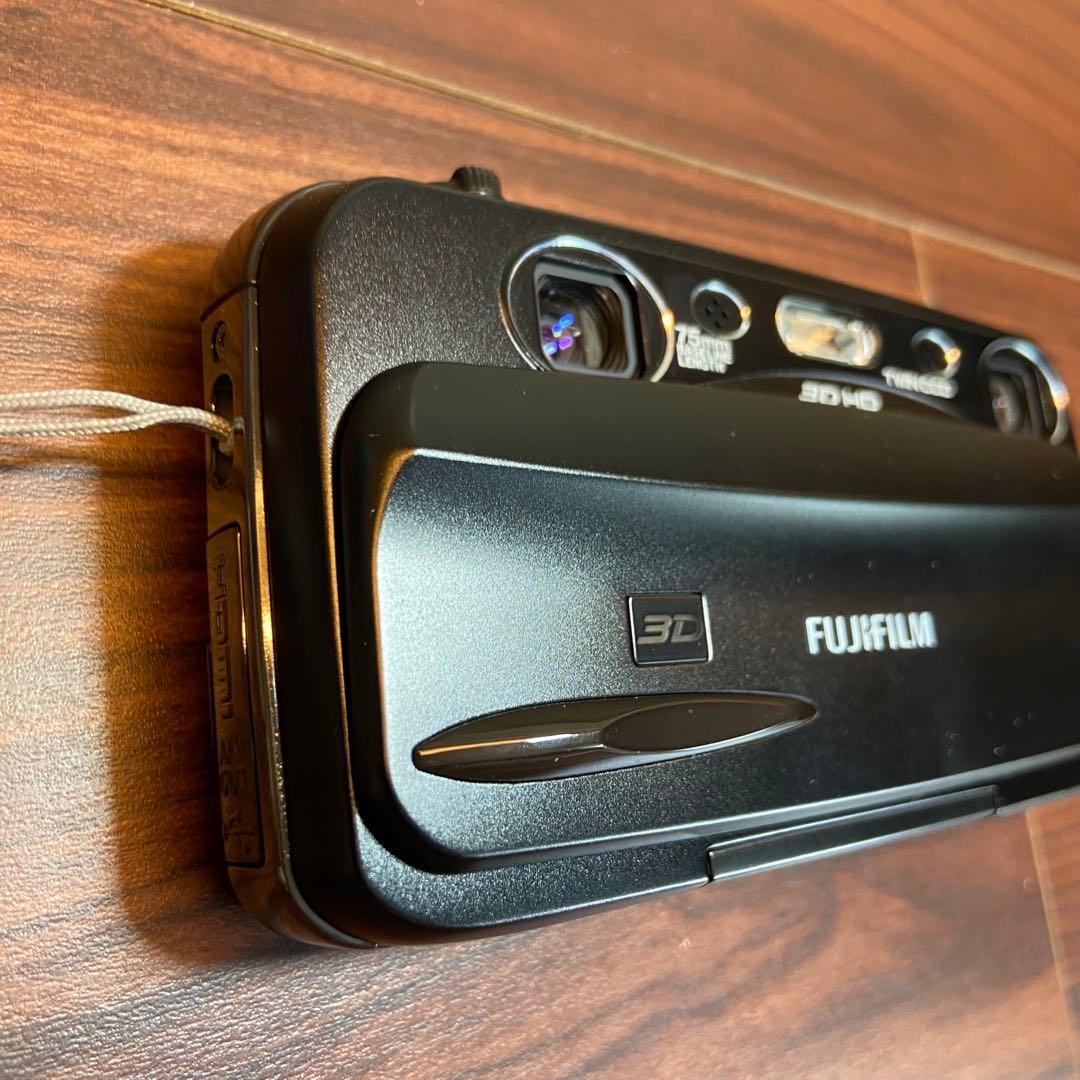 Fujifilm FinePix Real 3D W3 デジカメ 3364