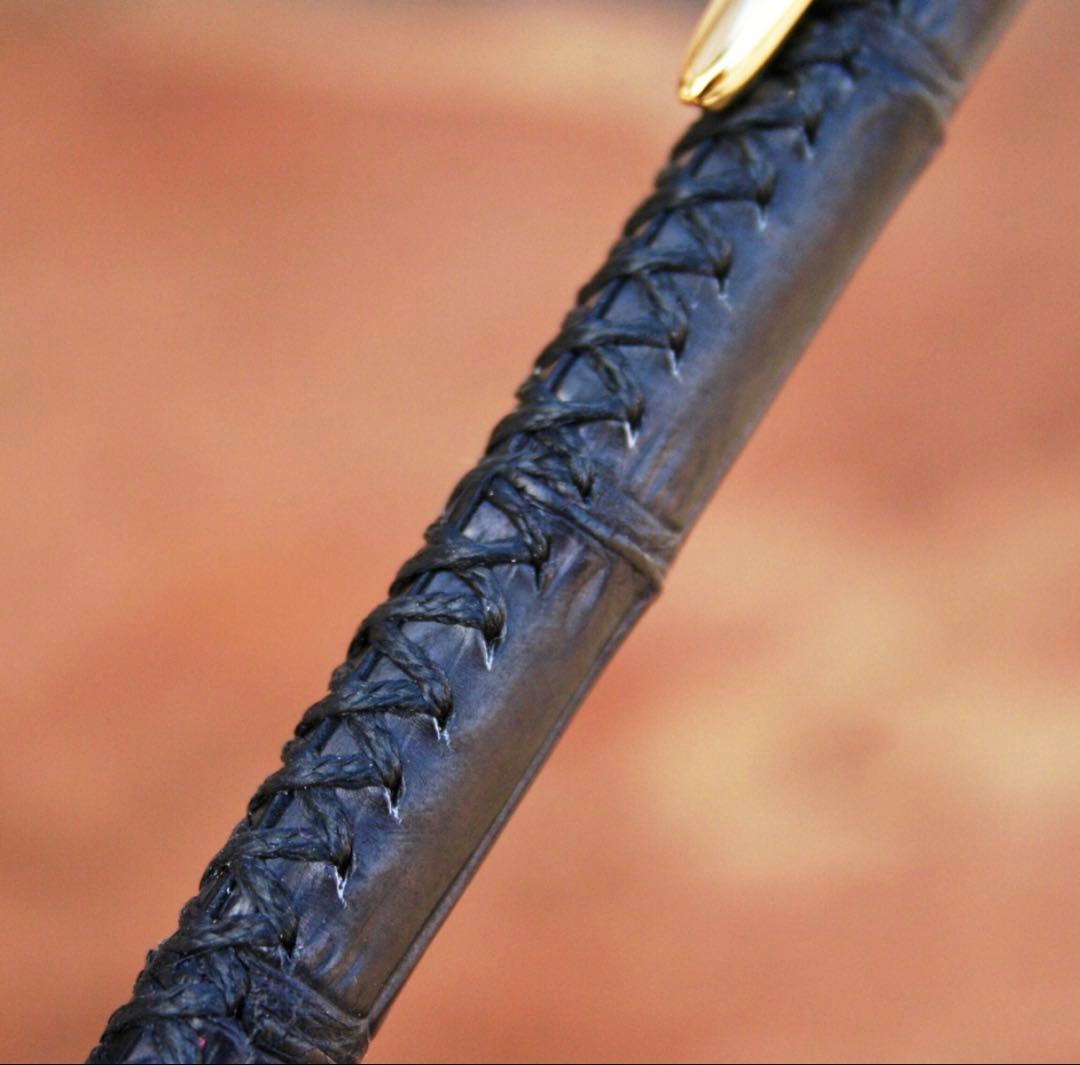 Schicksal 革軸ペン　ボールペン　クロコダイル　マットブラック