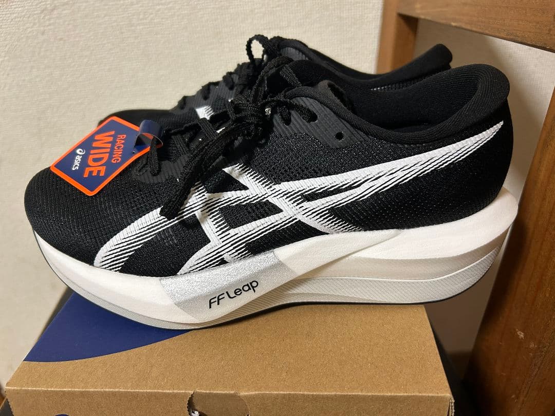 asics マジックスピード5ワイド25.5新品未使用