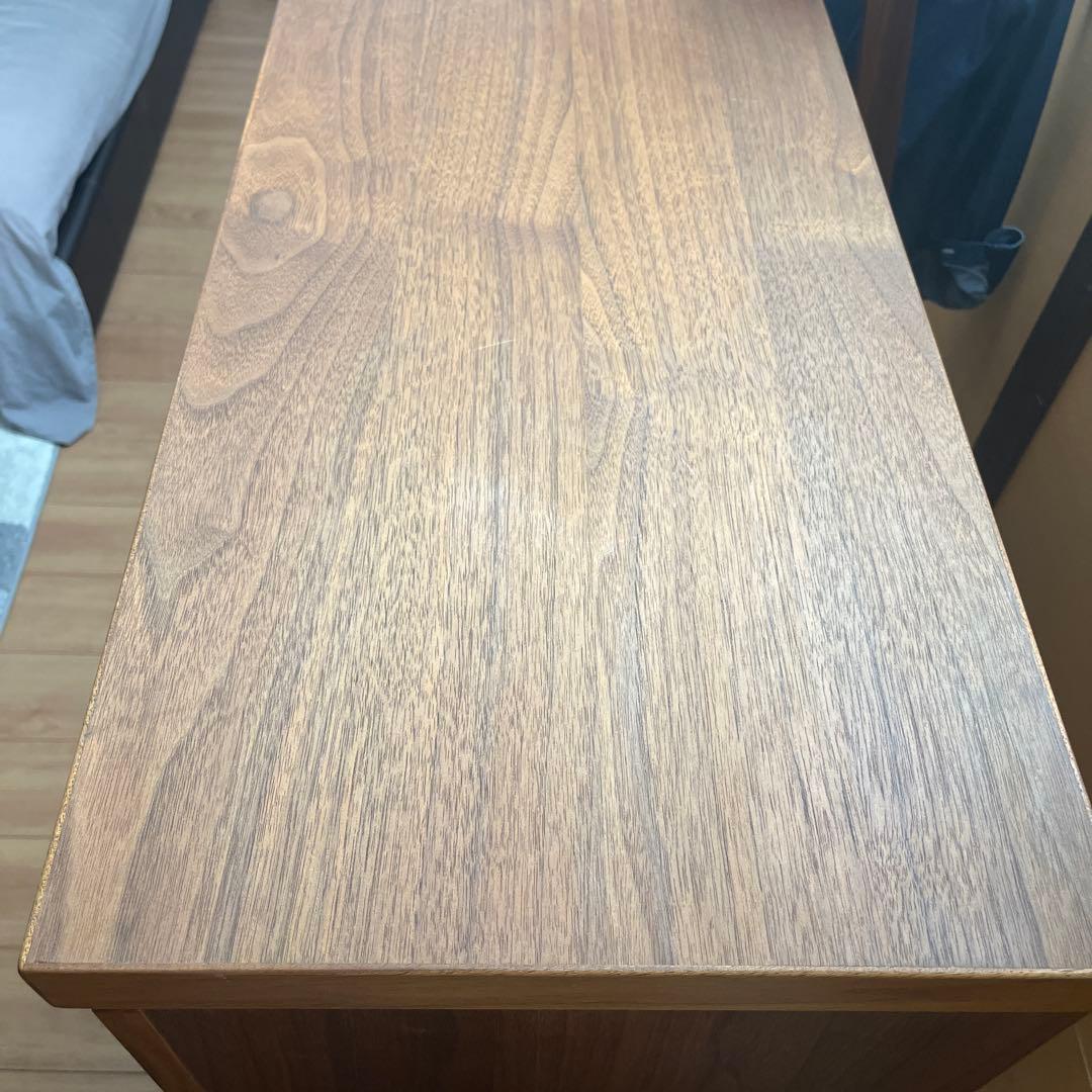 ダークブラウン木製キャビネット