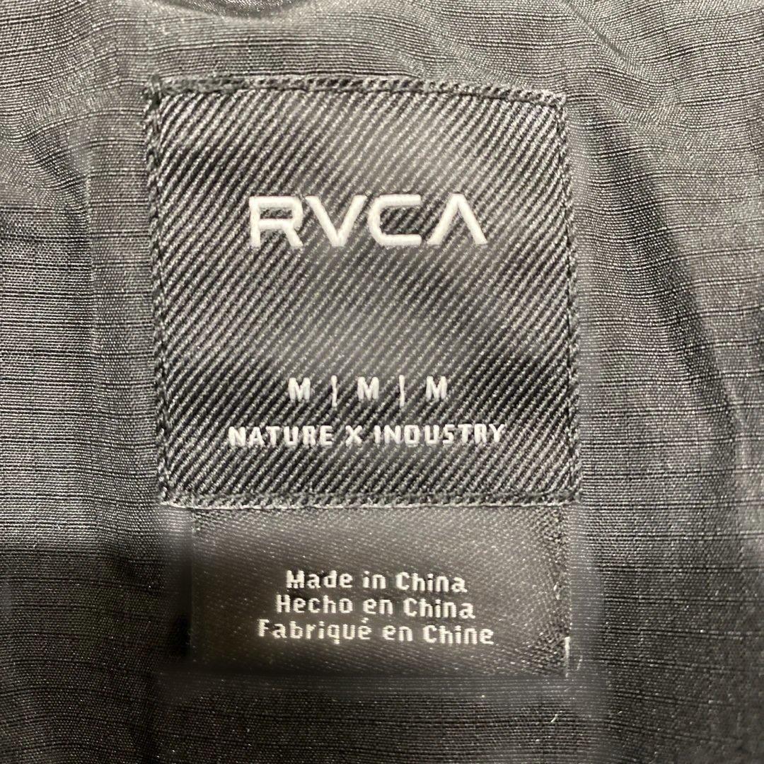 RVCA ブラックダウンジャケット フード付き　Mサイズ