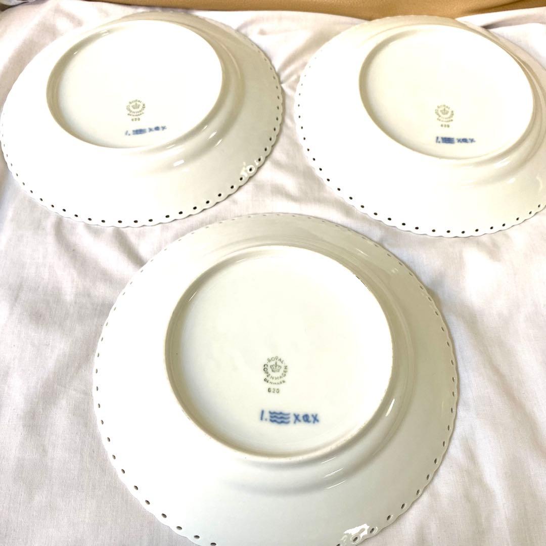 10.美品☆ロイヤルコペンハーゲン☆ブルーフルーテッドフルレース☆デザート皿3枚