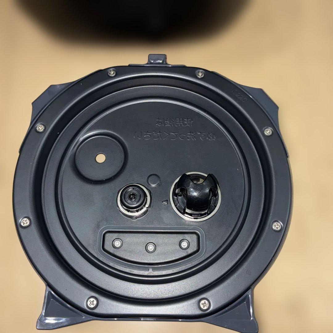 【極美品】象印 炊飯ジャー NW-PH10E2 圧力IH 5.5合 炎舞炊き