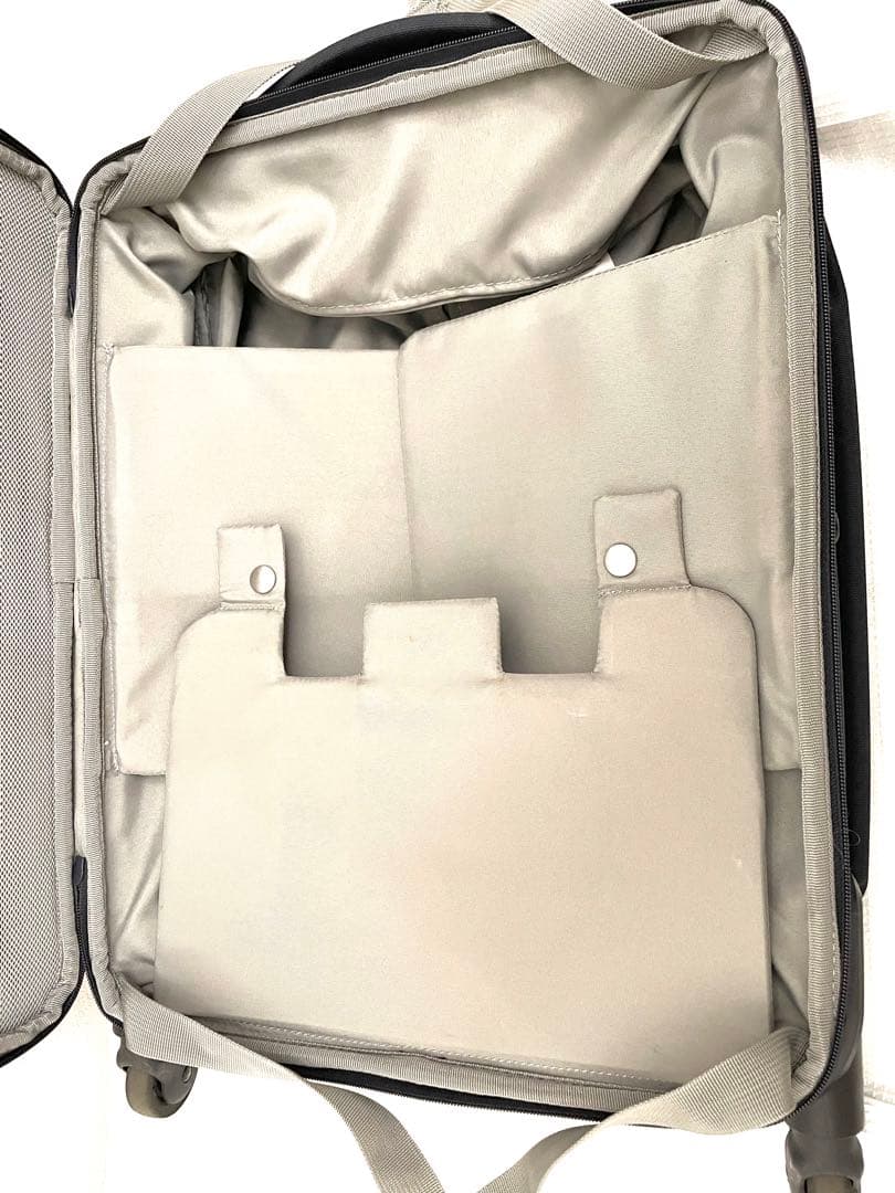 無印良品　半分の厚みで収納できるソフトキャリーバッグ S 機内持ち込み可能