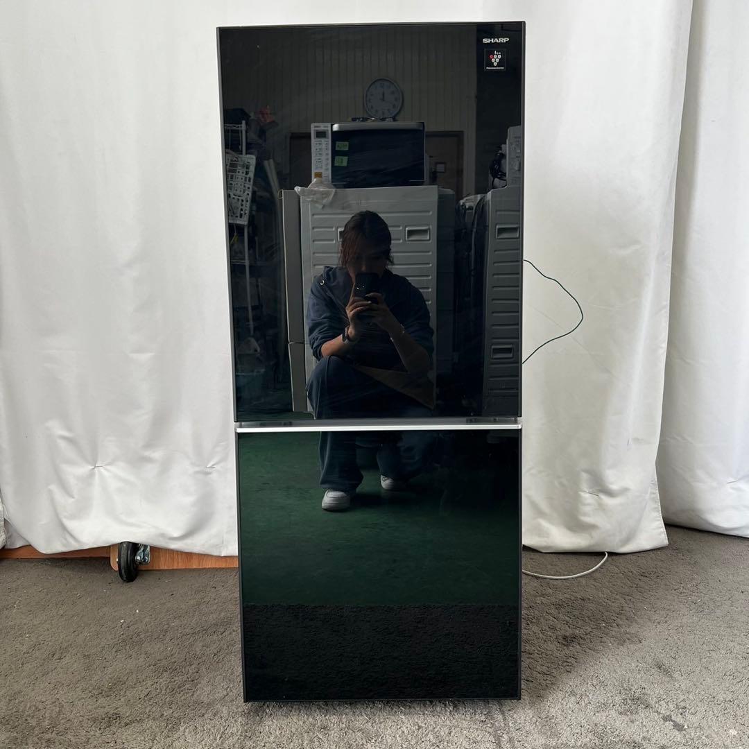 479⭕️冷蔵庫　シャープ　小型　一人暮らし　安い　黒　単身　設置無料
