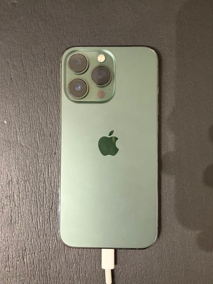 iPhone 13 Pro 256GB アルパイングリーン